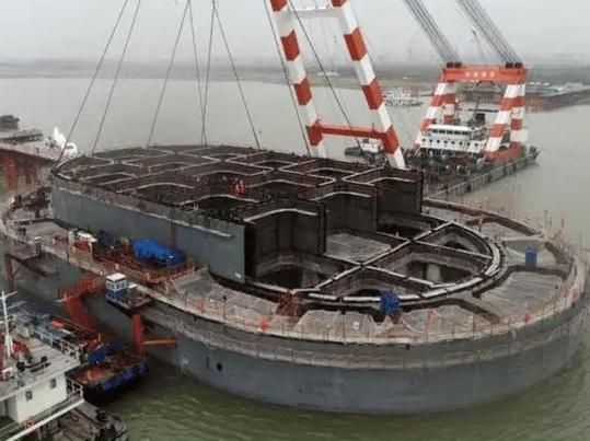 桥梁浮式沉井技术：深水基础施工